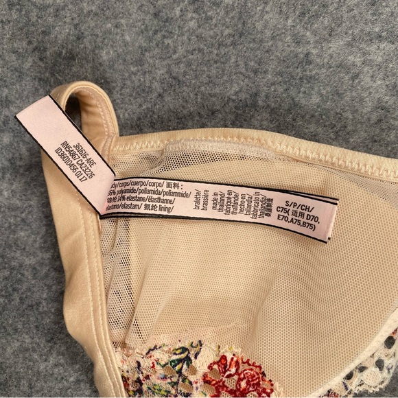 Victoria's Secret Floral Lace Racerback Bralette in Beige w/ Multicolors Small - Picture 6 of 6